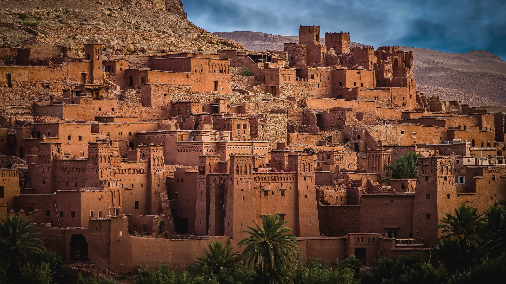 Uncover the untainted beauty of the moroccan desert